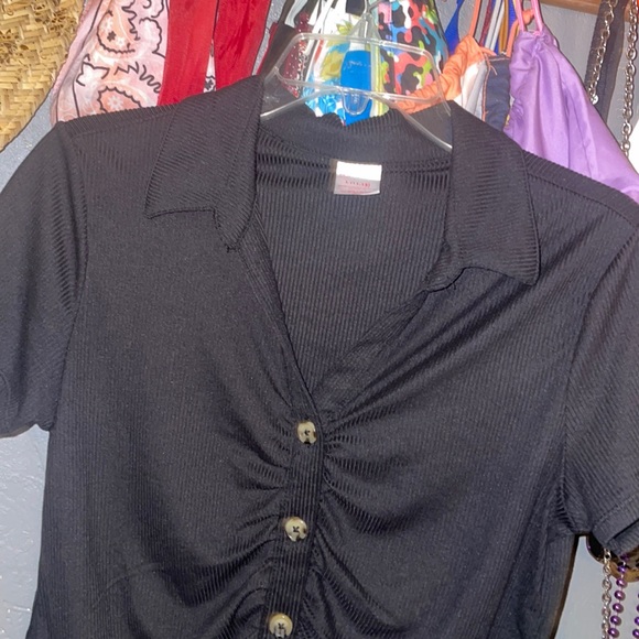 black button up crop shirt - Picture 3 of 3